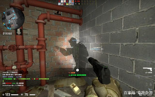 LPL解说瞳夕虎牙传奇杯晒照：今天继续见